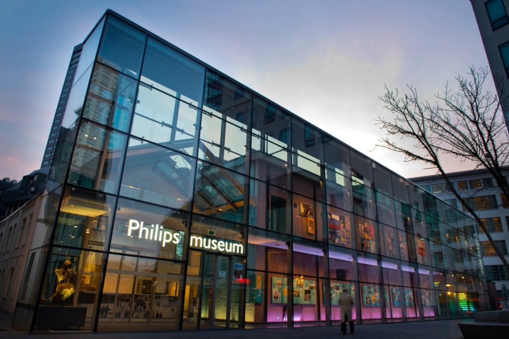 Philips museum front